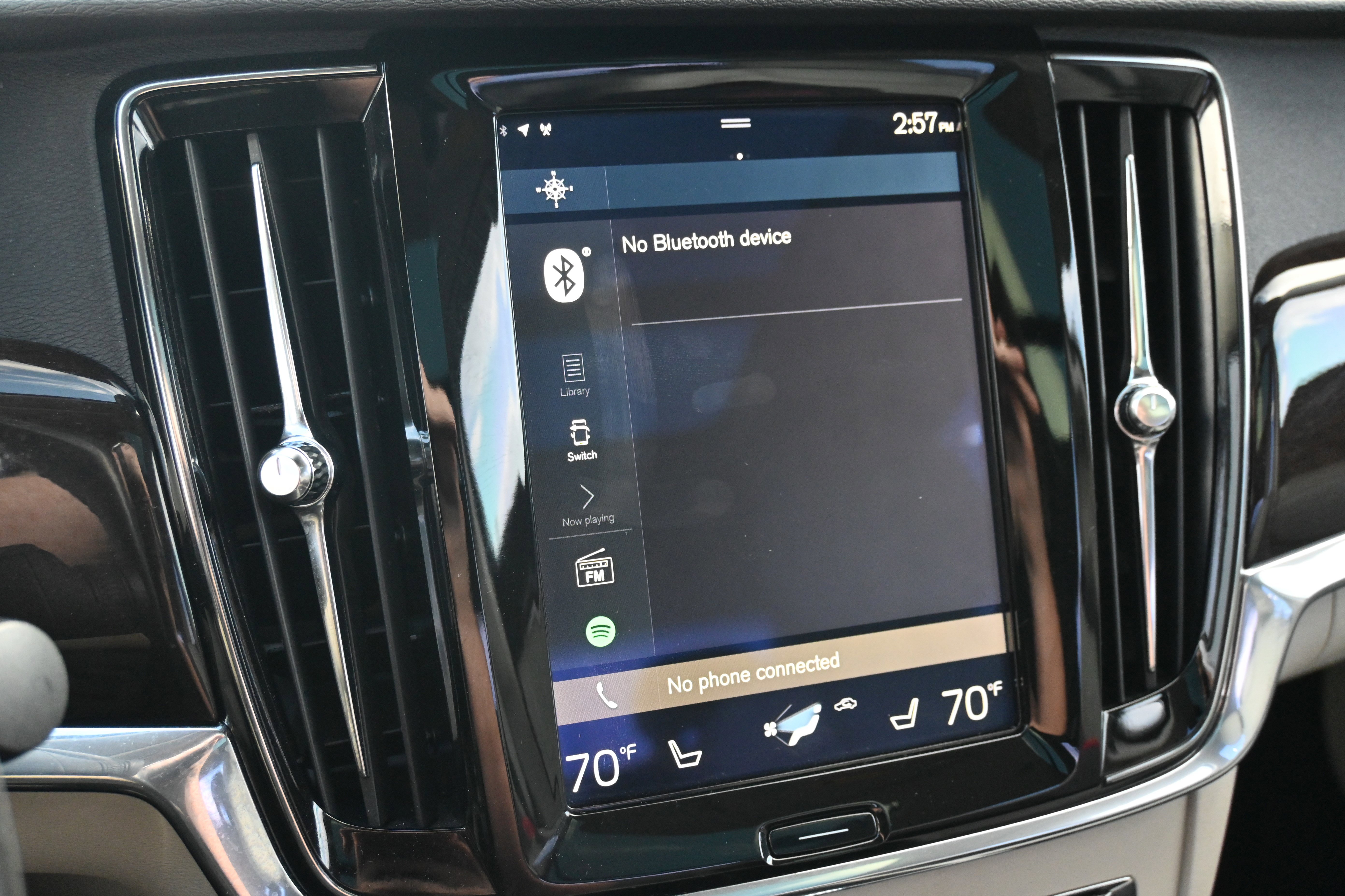 Used 2018 Volvo S90 T5 Momentum FWD image 25