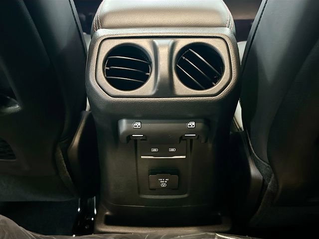 New 2026 Jeep Wrangler Unlimited Rubicon AWD/4WD image 27
