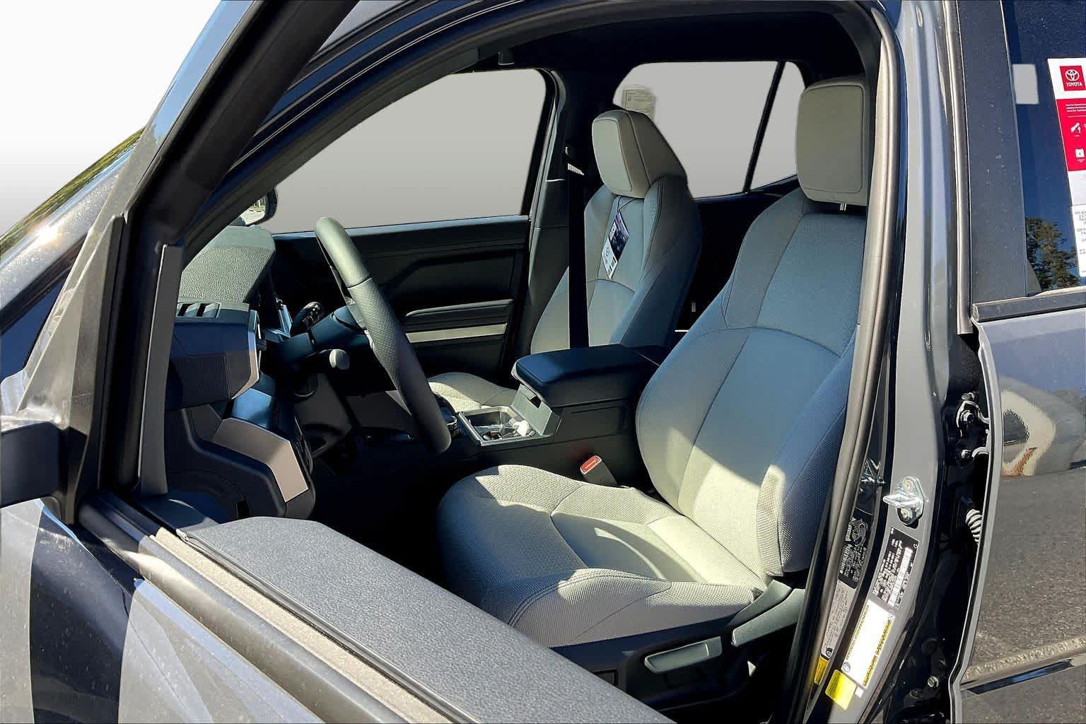 New 2026 Toyota 4Runner SR5 AWD/4WD image 9