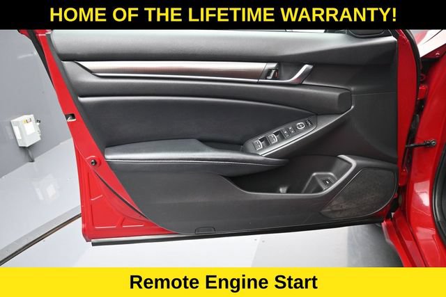 Used 2018 Honda Accord Sport image 11