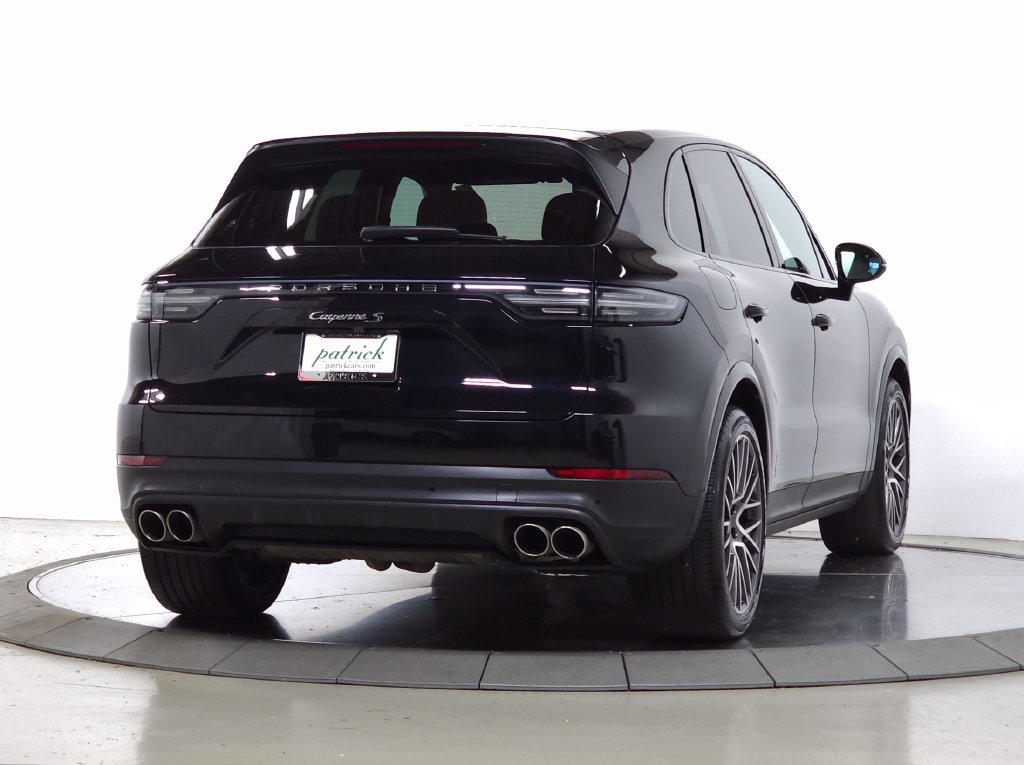 Used 2022 Porsche Cayenne S AWD/4WD image 10