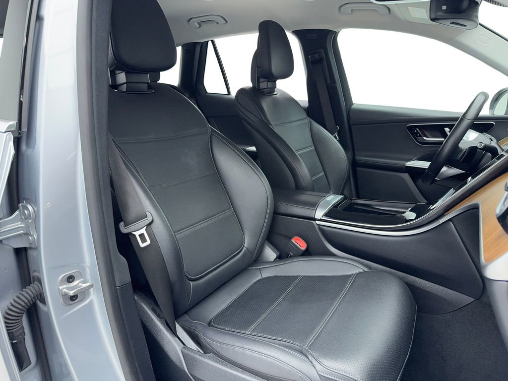 Used 2024 Mercedes-Benz GLC 300 4MATIC image 18