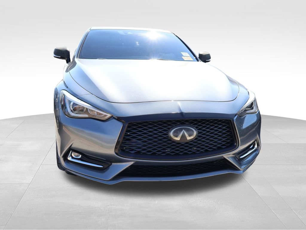 Used 2019 INFINITI Q60 3.0t Luxe w/ Essential Package AWD/4WD image 6