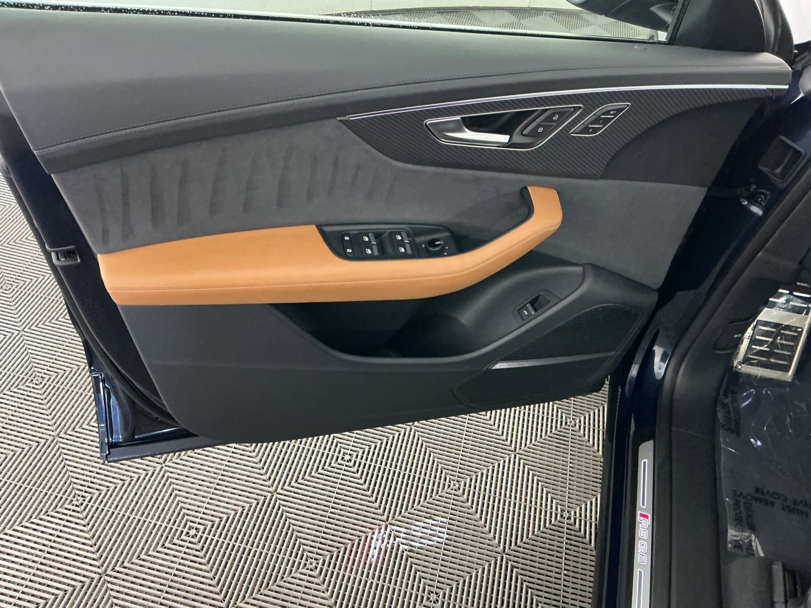 Certified 2024 Audi RS Q8 AWD/4WD image 20