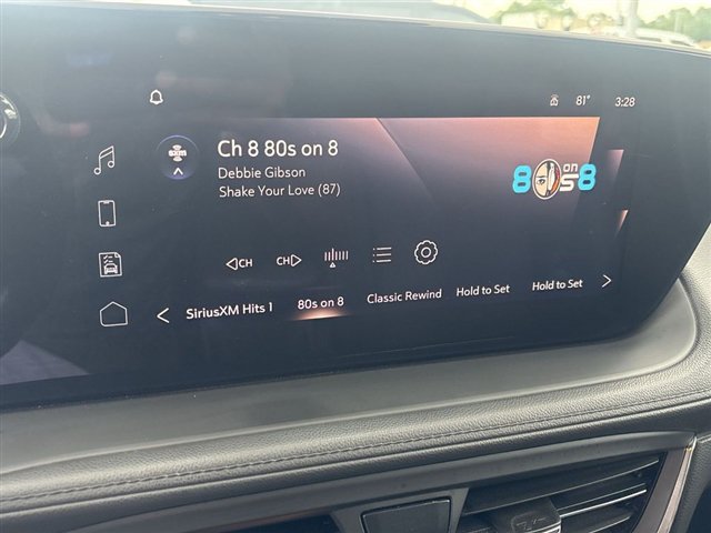 Certified 2024 Buick Encore GX Preferred w/ Comfort Package FWD image 13