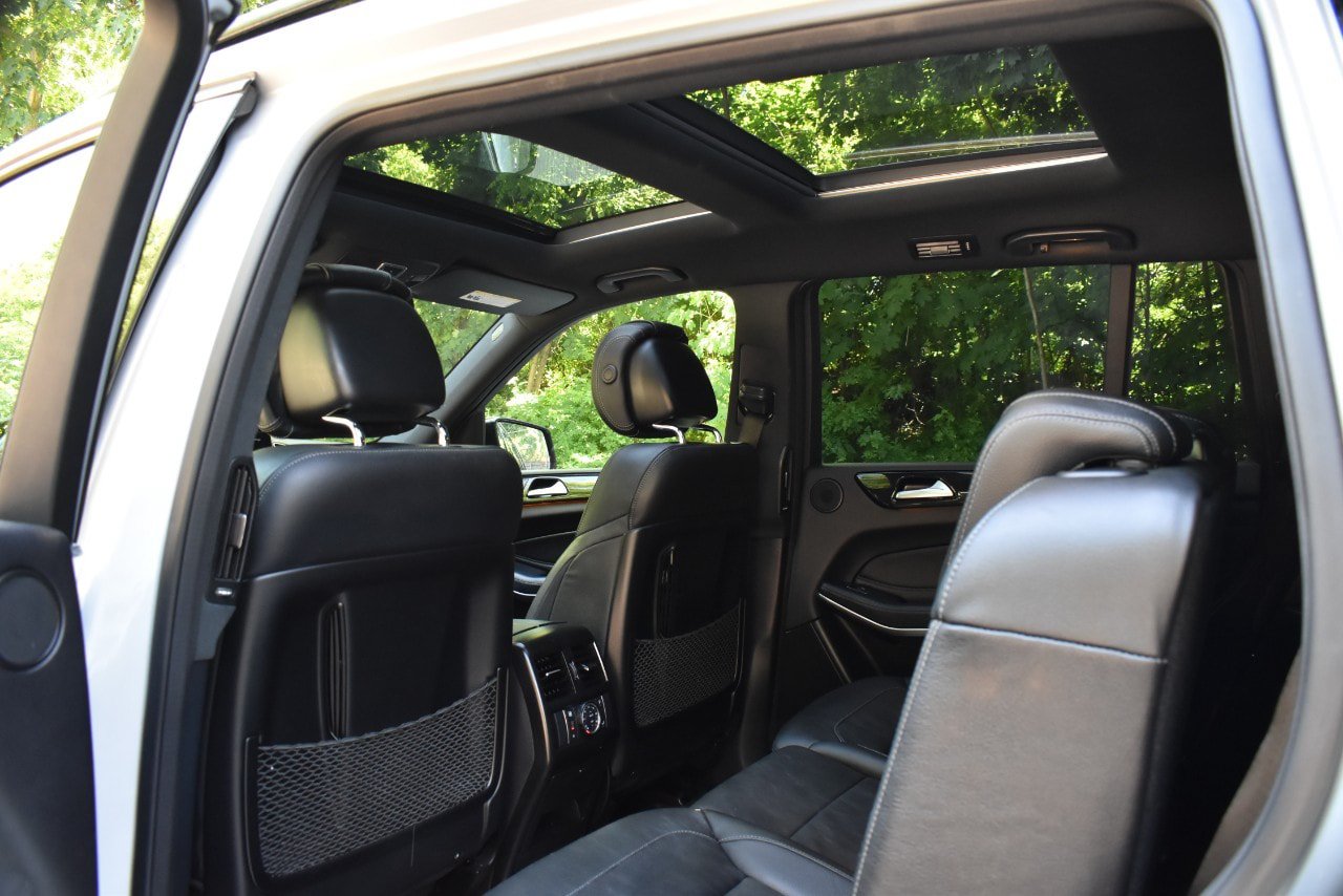 Used 2019 Mercedes-Benz GLS 550 4MATIC w/ Driver Assistance Package image 17