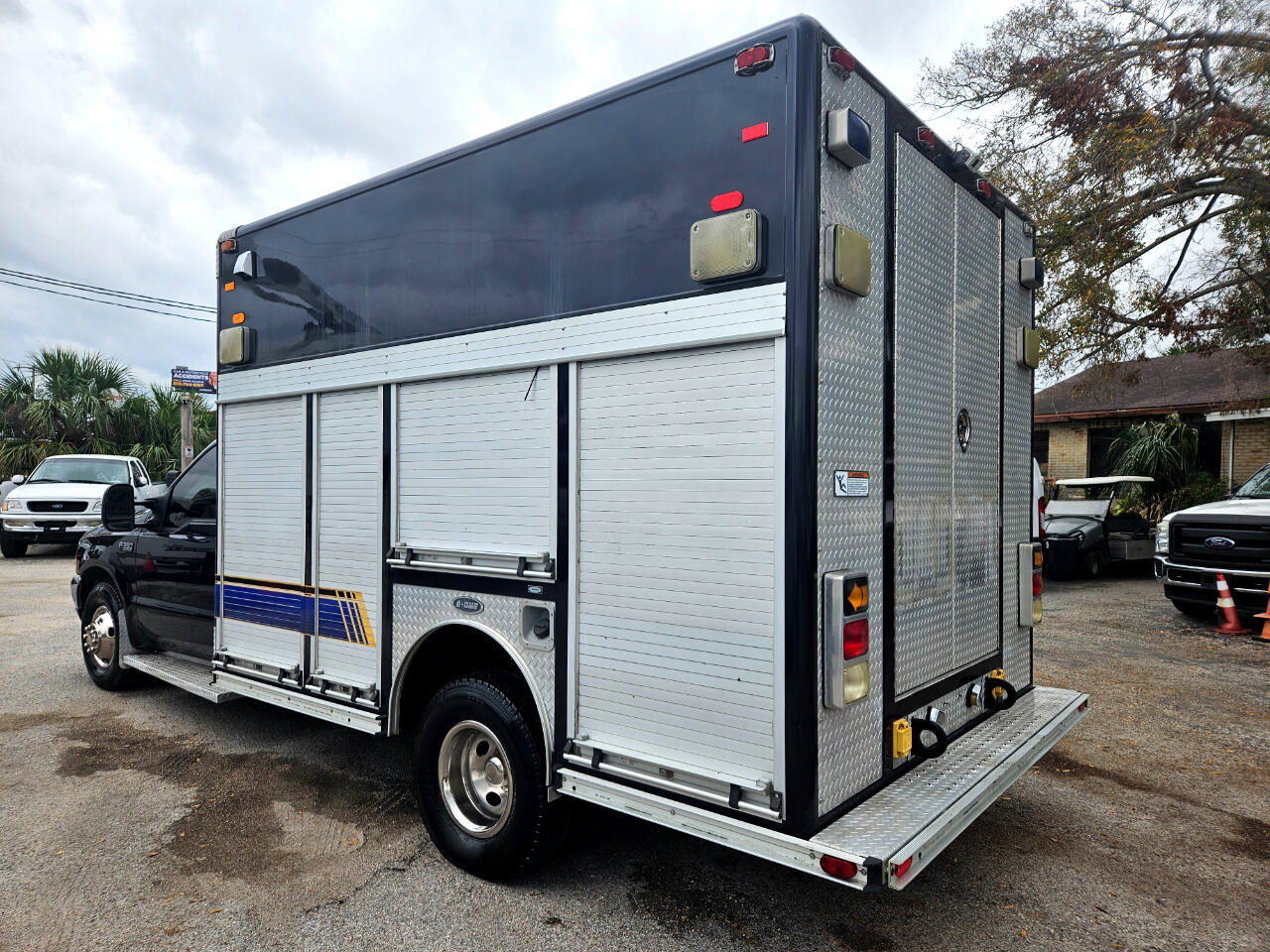 Used 2000 Ford F350 12 ft. E-One Utility Body image 6