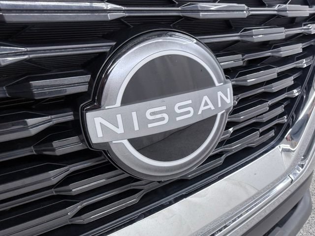 Used 2022 Nissan Rogue SV FWD image 12