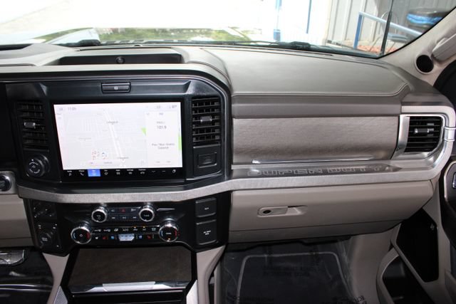 Used 2025 Ford F250 Platinum w/ Platinum Plus Package AWD/4WD image 32