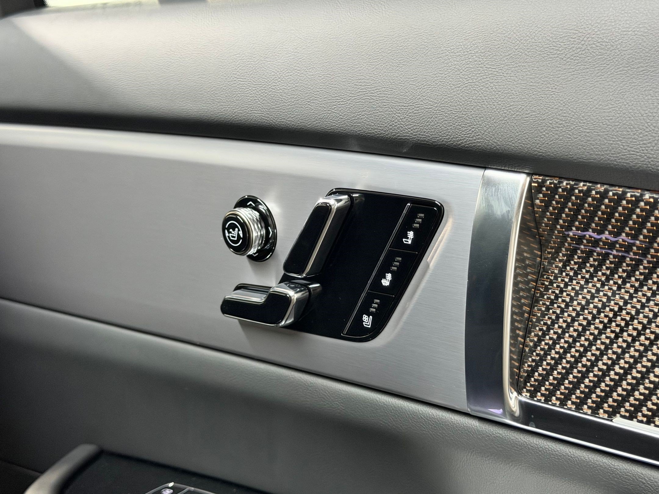 New 2026 Cadillac Vistiq Luxury AWD/4WD image 49