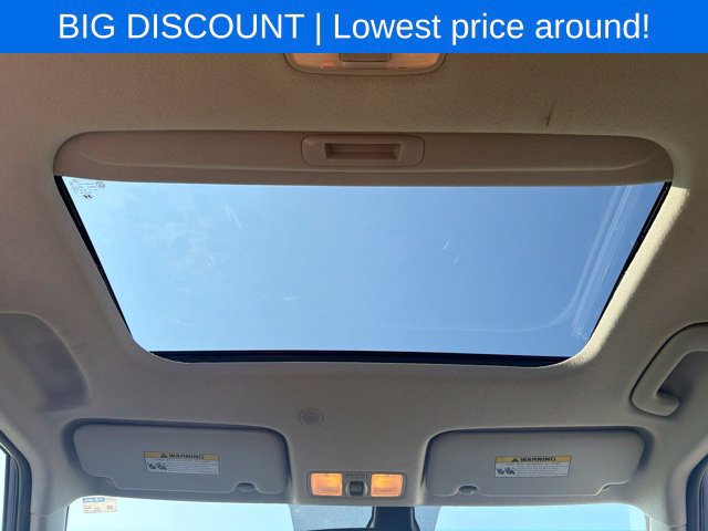 Used 2025 Hyundai Venue SEL FWD image 18