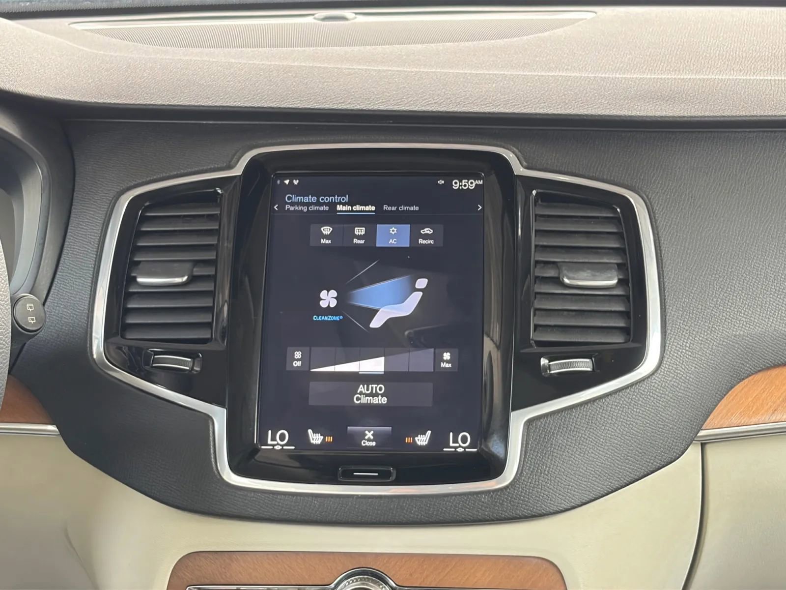 Used 2017 Volvo XC90 T6 Inscription w/ Vision Package AWD/4WD image 23