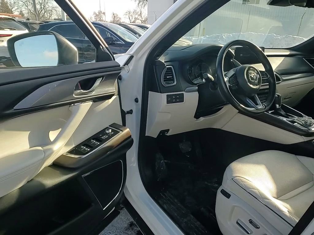 Certified 2023 MAZDA CX-9 Signature image 11