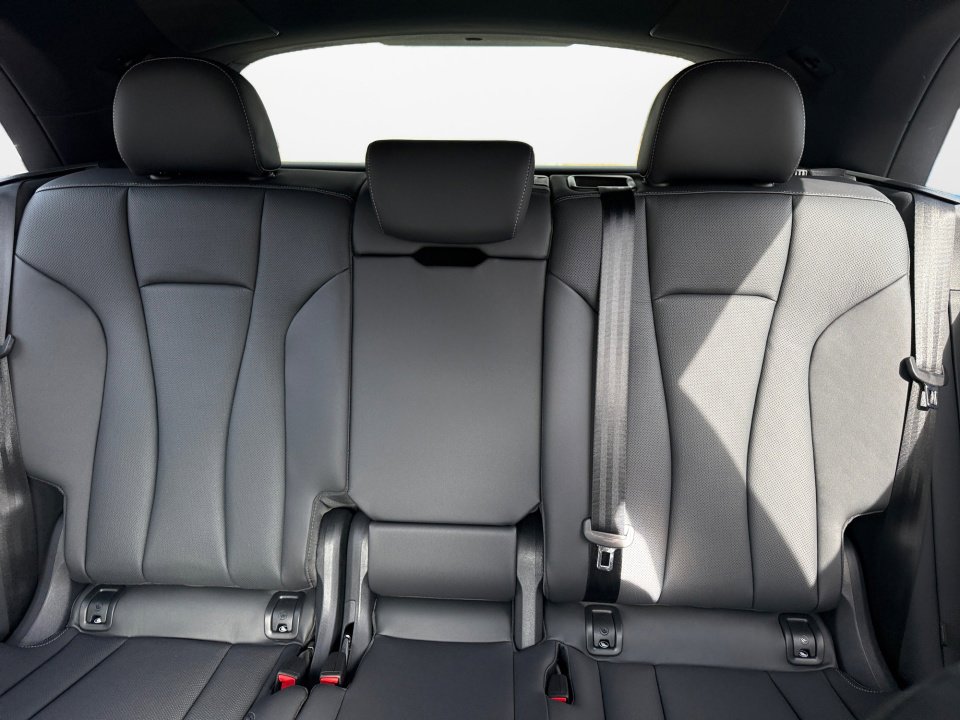 New 2026 Audi Q8 Premium Plus image 12