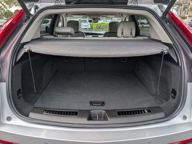 Used 2022 Cadillac XT4 Premium Luxury w/ Enhanced Visibility Package image 20