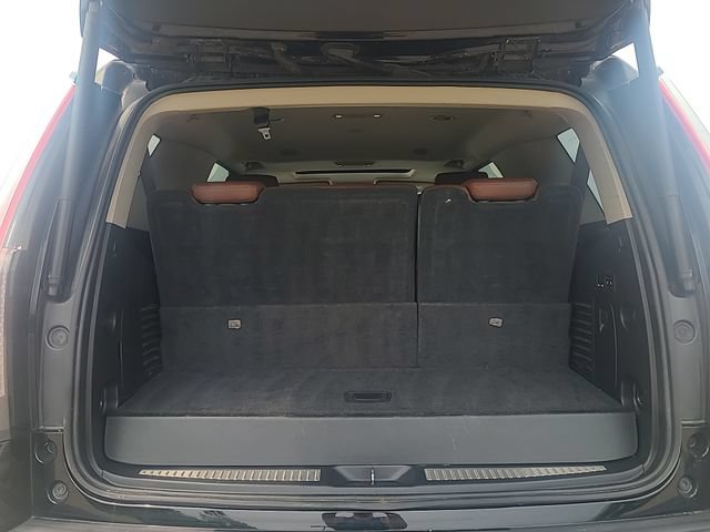 Used 2018 Cadillac Escalade Luxury AWD/4WD image 36