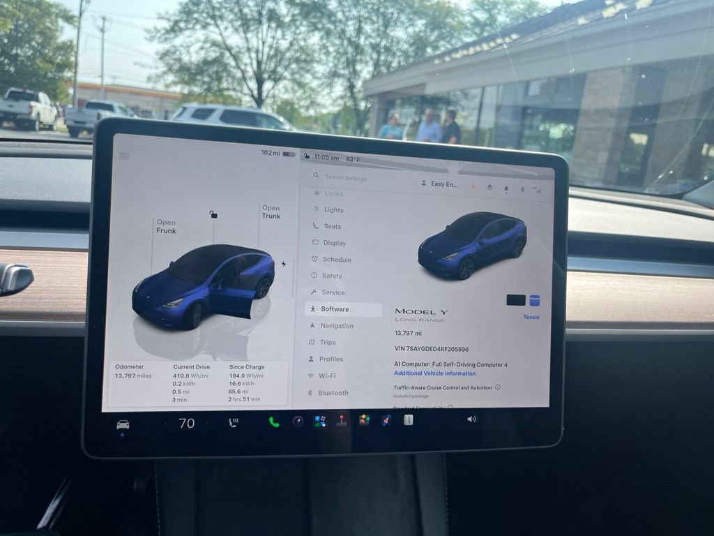 Used 2024 Tesla Model Y Long Range RWD image 16