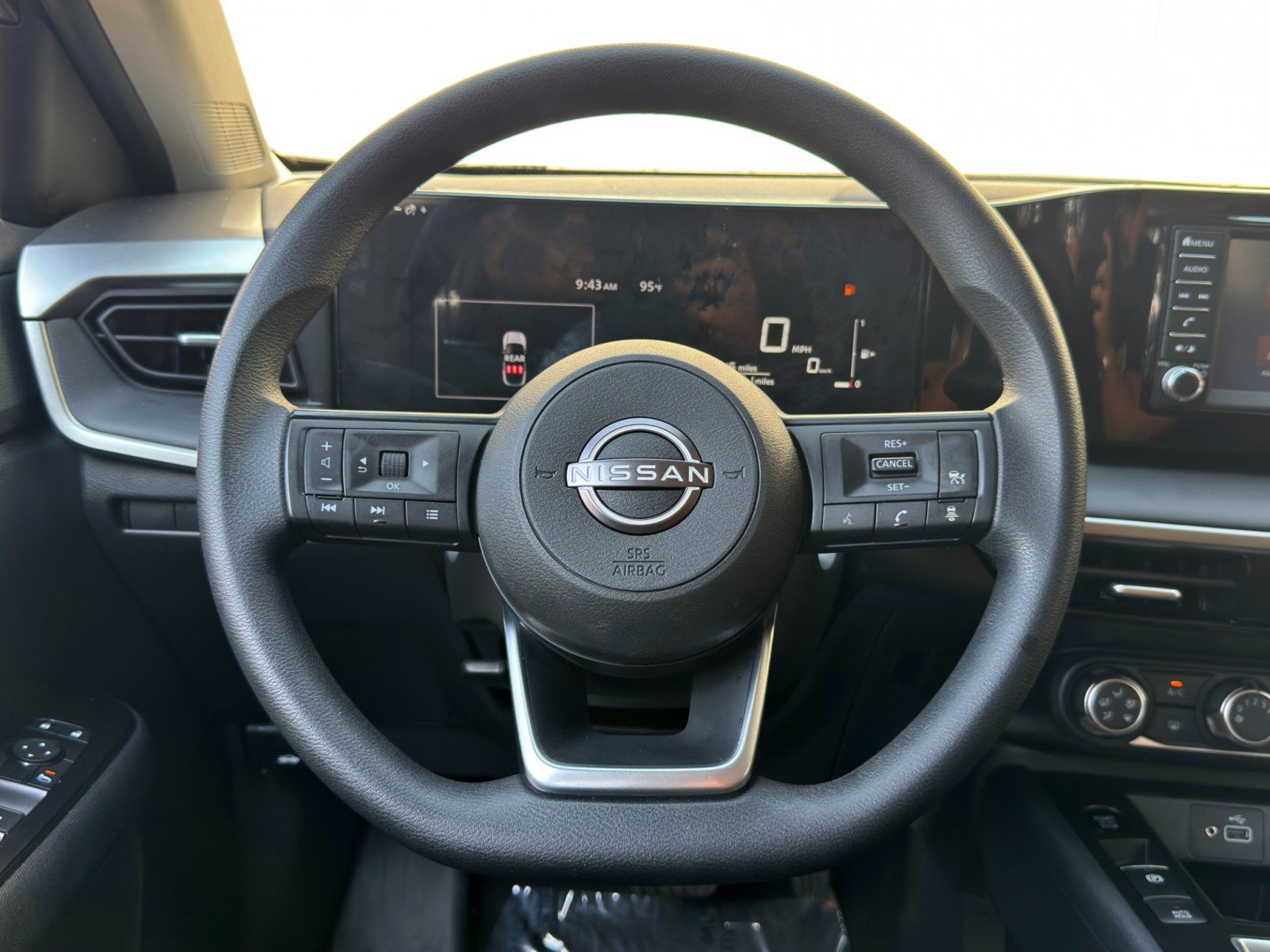 Used 2025 Nissan Kicks S FWD image 17