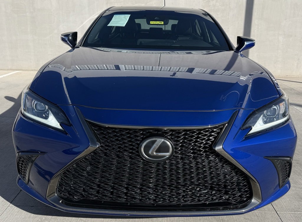 Used 2023 Lexus ES 350 F Sport image 2