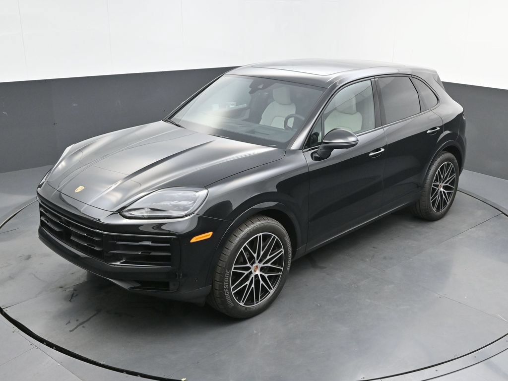 Certified 2026 Porsche Cayenne AWD/4WD image 26