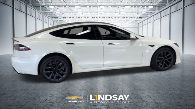 Used 2021 Tesla Model S Plaid image 2