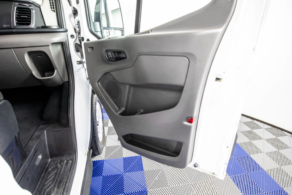 Used 2025 Ford Transit 350 XLT RWD image 15