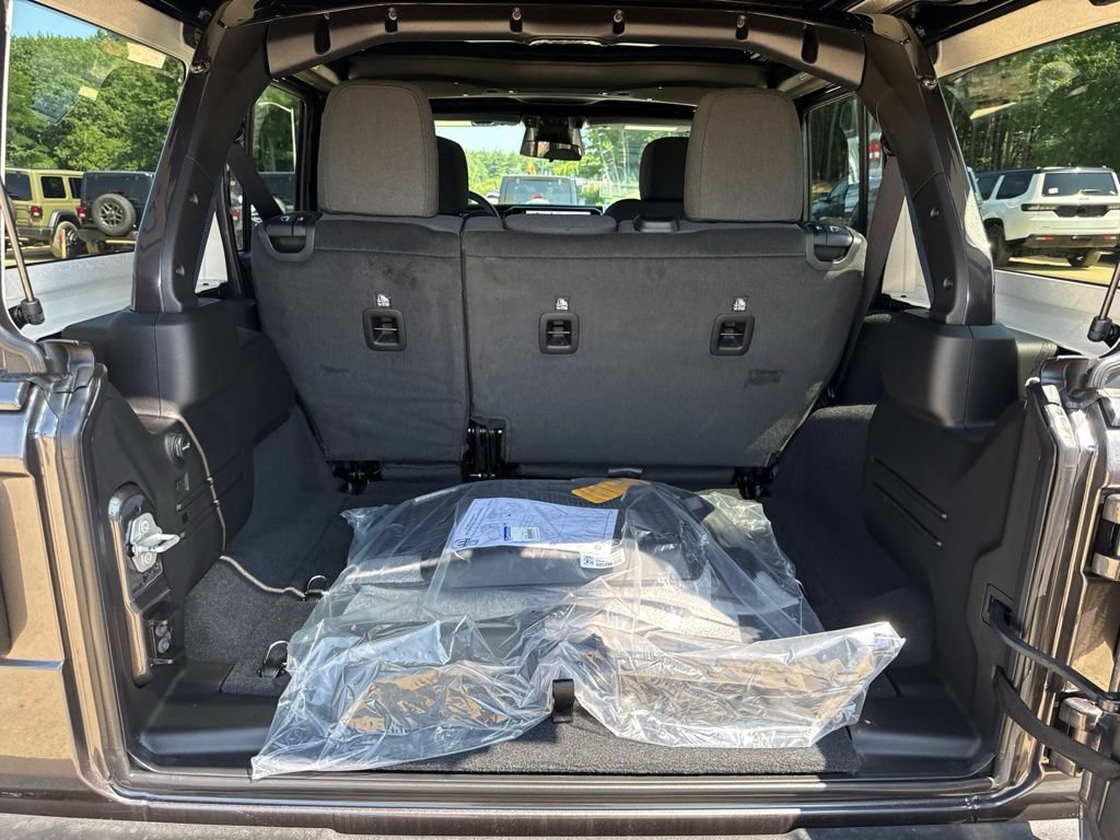 New 2026 Jeep Wrangler Unlimited Sport AWD/4WD image 21