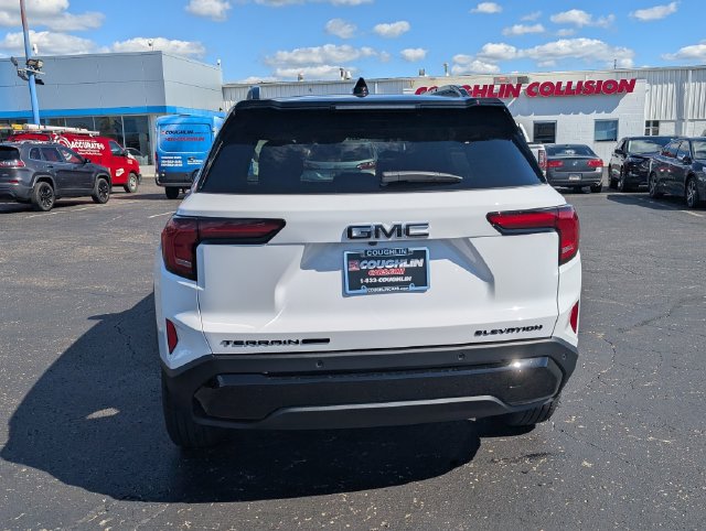 New 2027 GMC Terrain Elevation w/ Elevation Premium Package AWD/4WD image 6