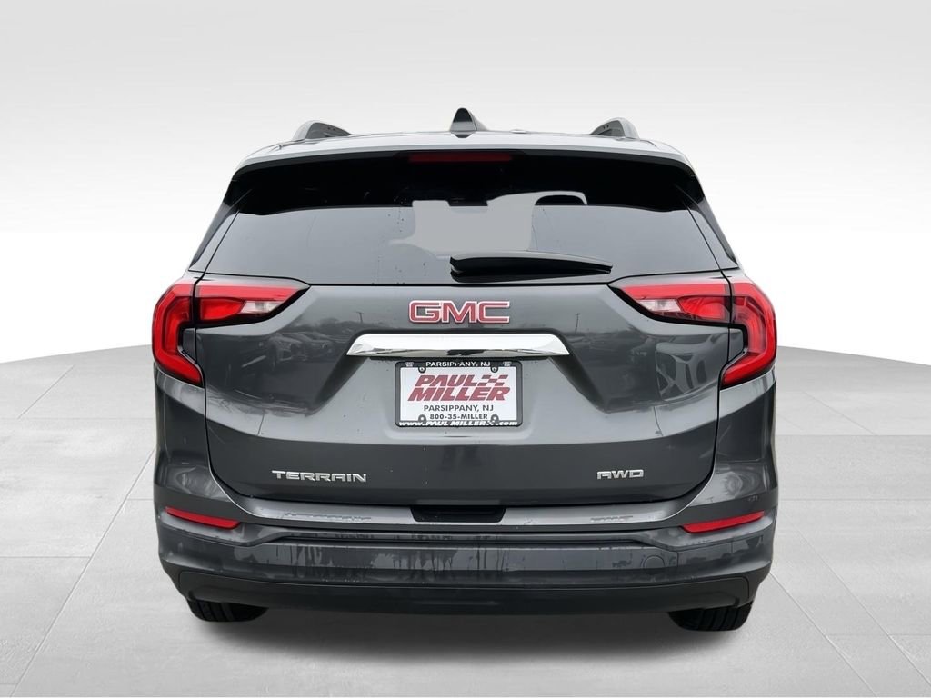 Used 2020 GMC Terrain SLE w/ Driver Convenience Package AWD/4WD image 8