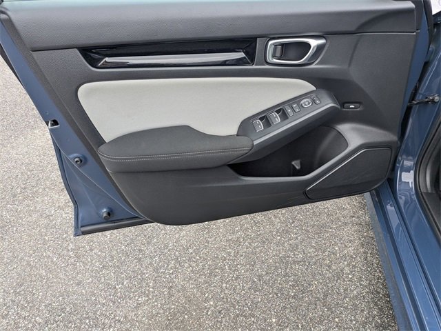 Used 2025 Honda Civic Sport image 9