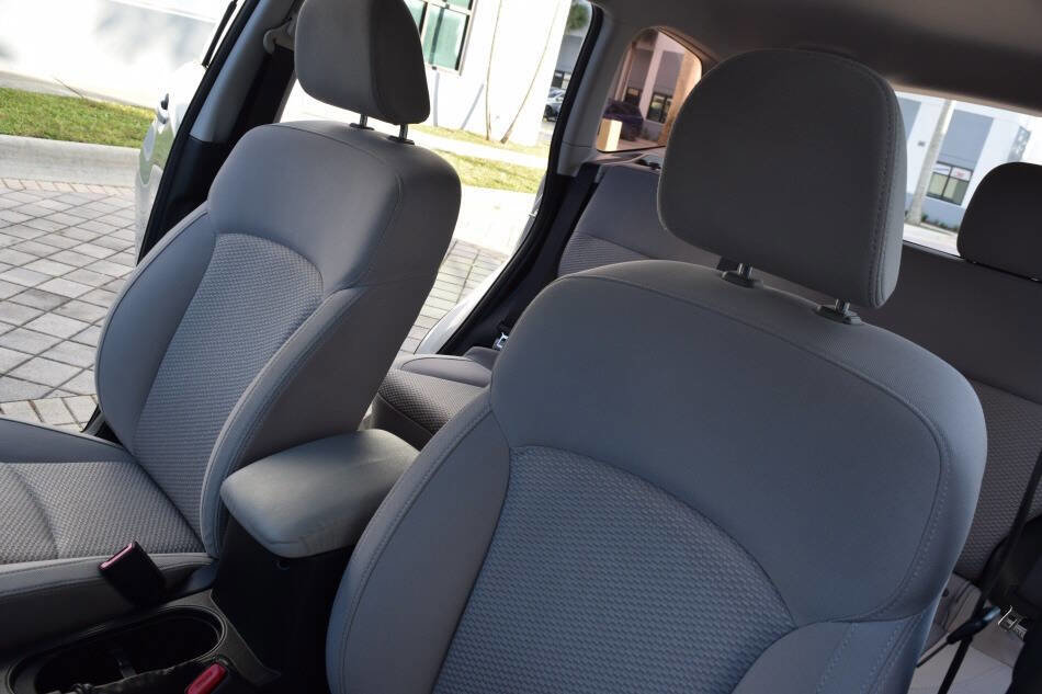 Used 2018 Subaru Forester 2.5i image 37