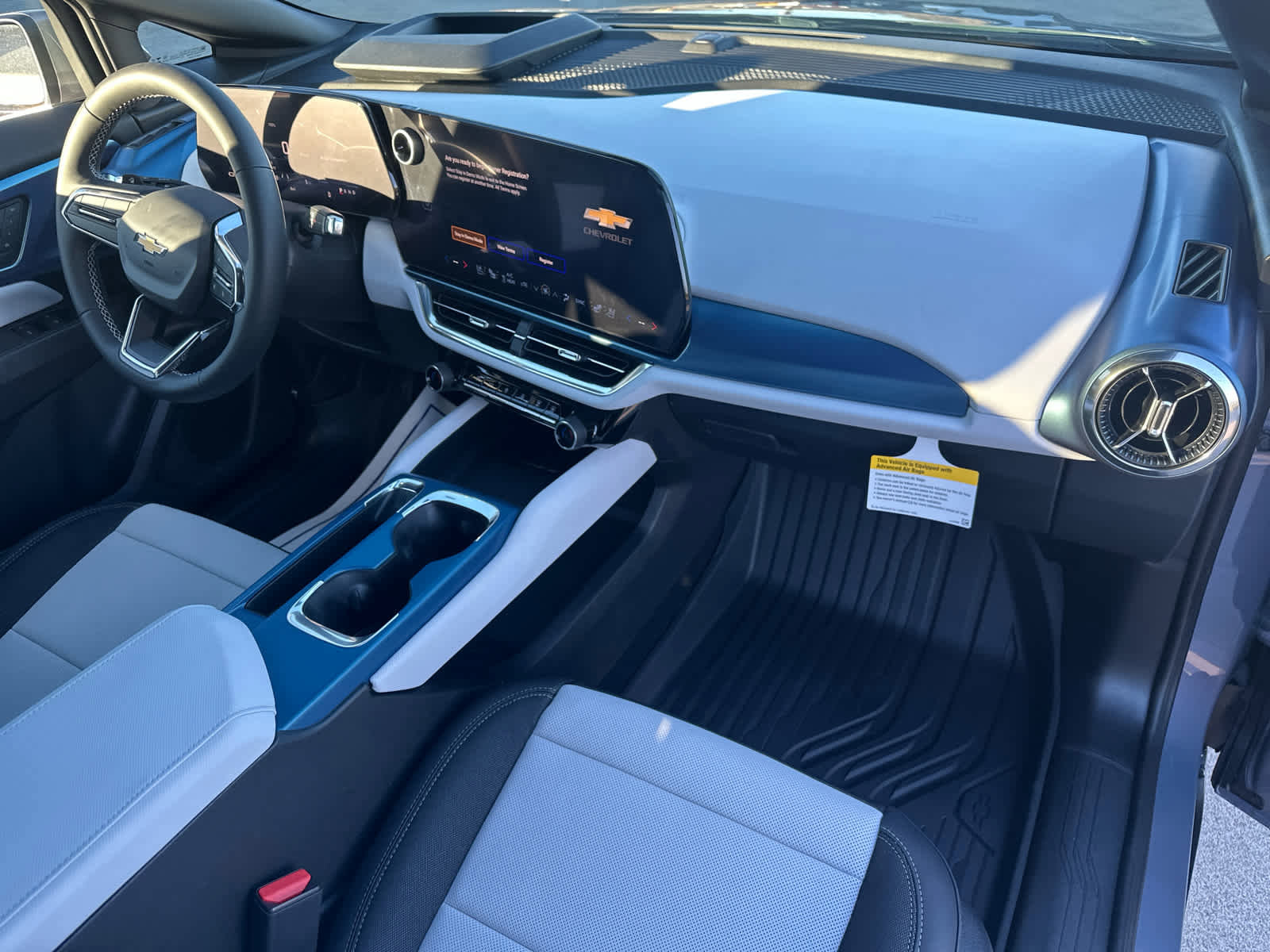 New 2026 Chevrolet Equinox EV LT w/ Convenience Package II image 16