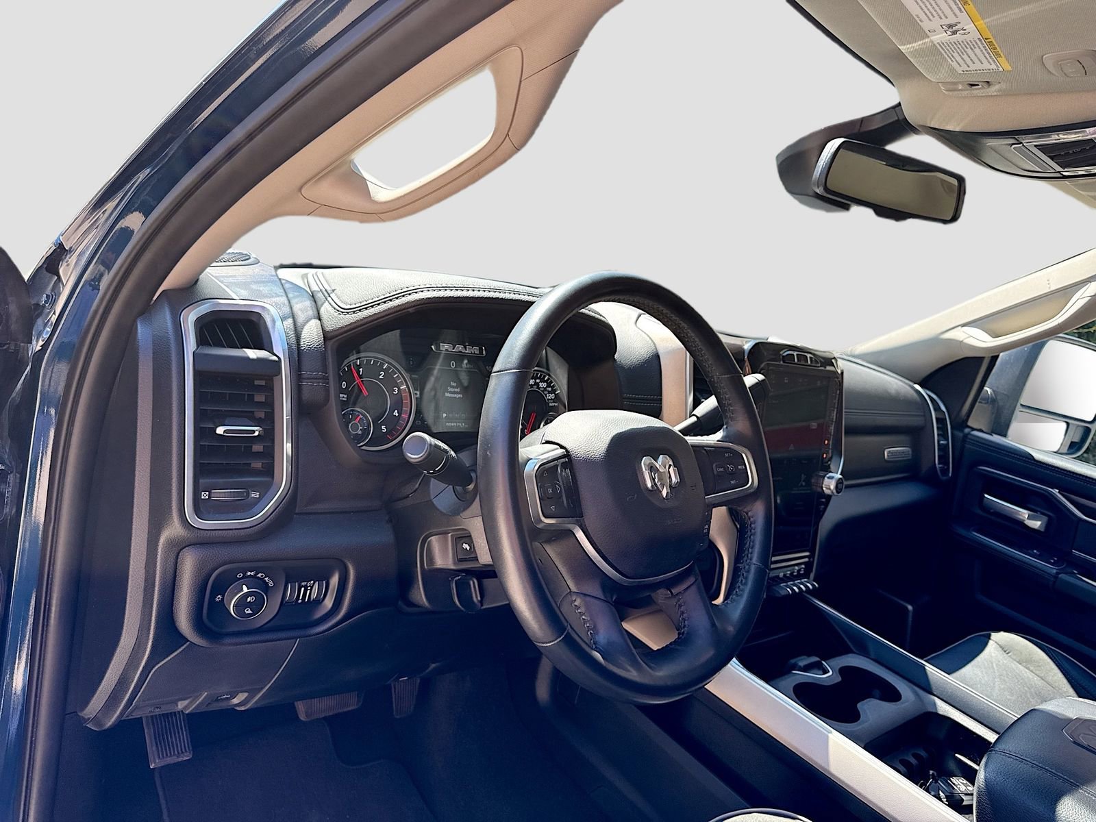 Used 2023 RAM 3500 Laramie image 9