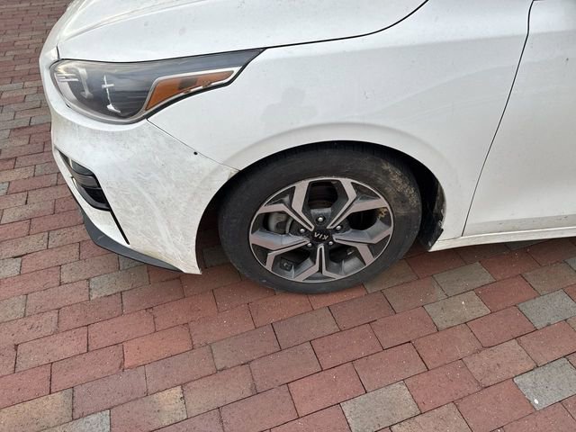 Used 2021 Kia Forte LXS FWD image 2