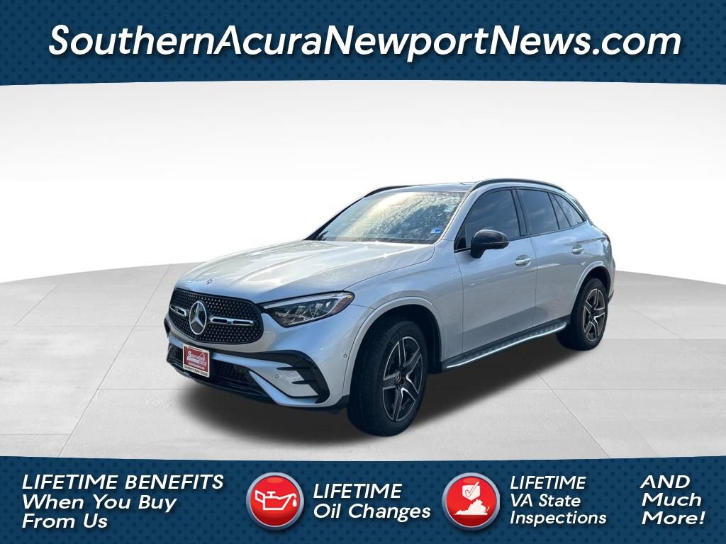 Used 2023 Mercedes-Benz GLC 300 4MATIC image 1