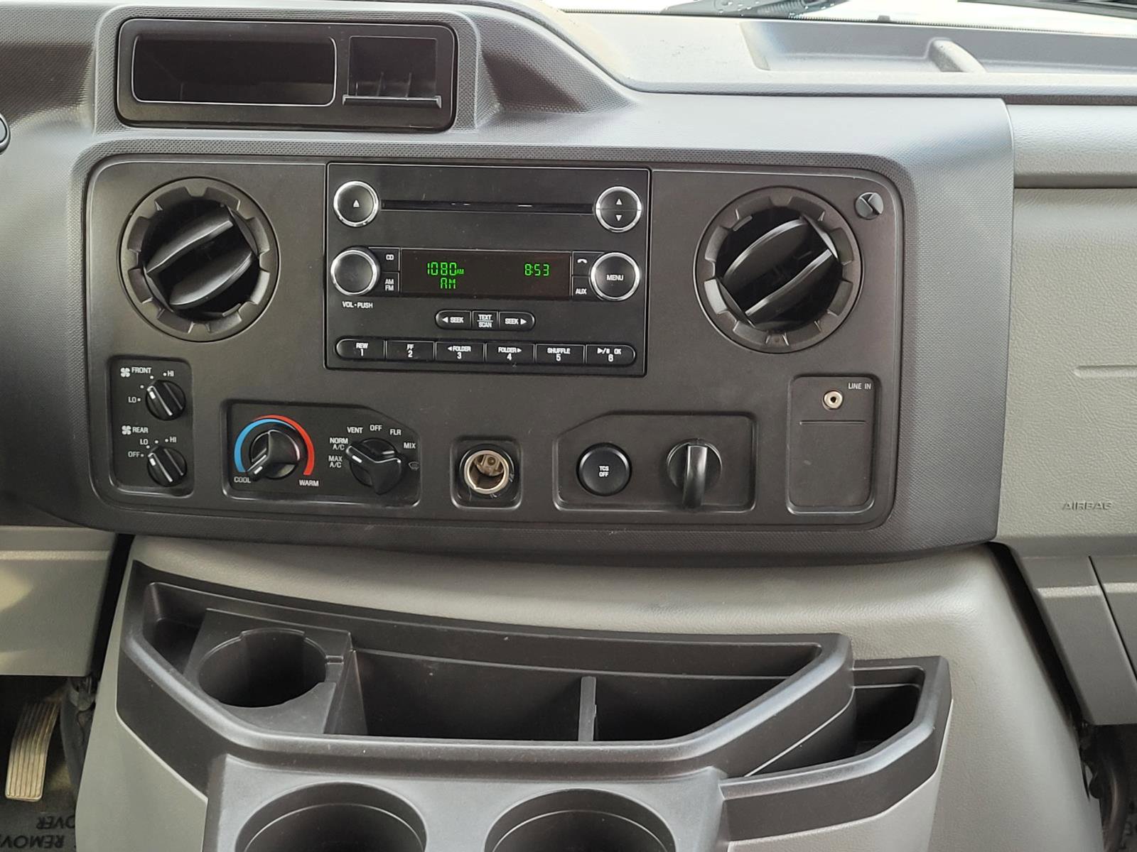 Used 2011 Ford E-350 and Econoline 350 XLT image 12