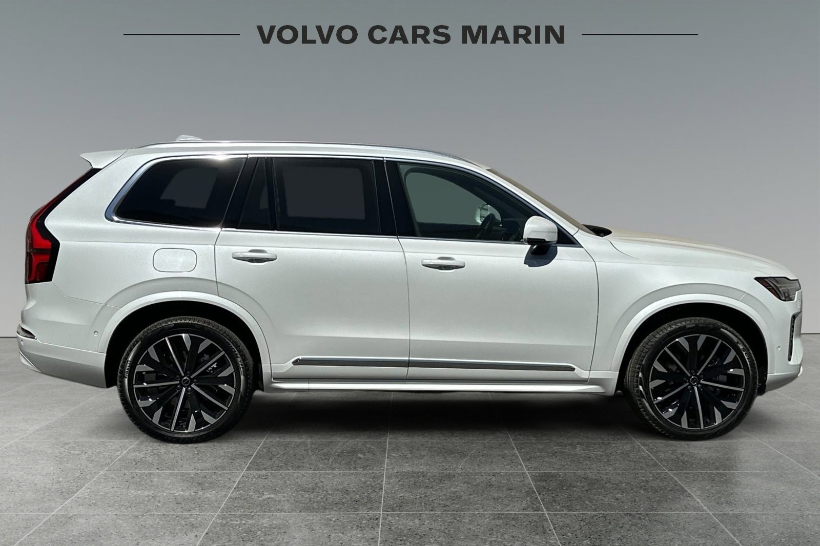 New 2026 Volvo XC90 T8 Plus image 8