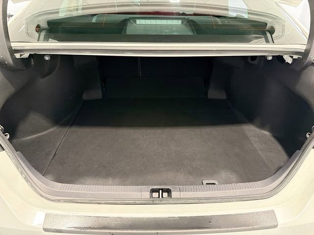 Used 2021 Toyota Camry XSE image 21