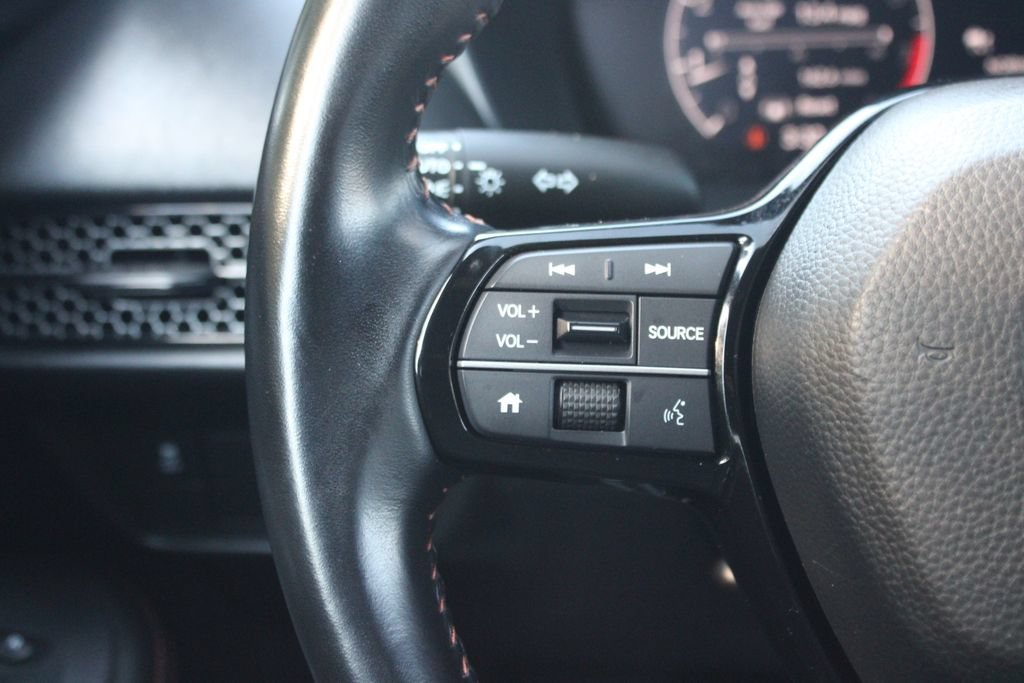 Used 2025 Honda HR-V Sport image 17