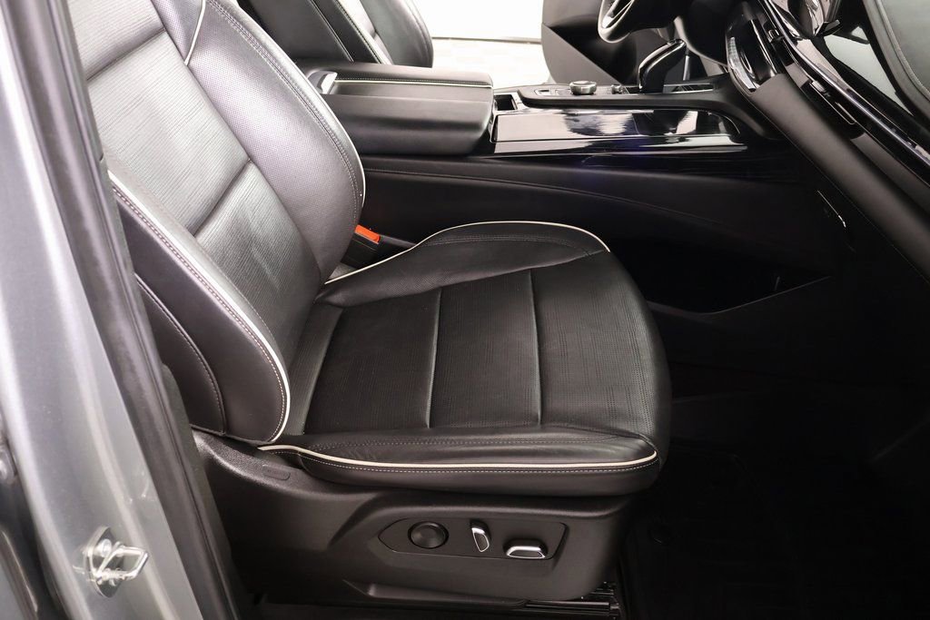 Used 2023 Cadillac Escalade Sport image 14