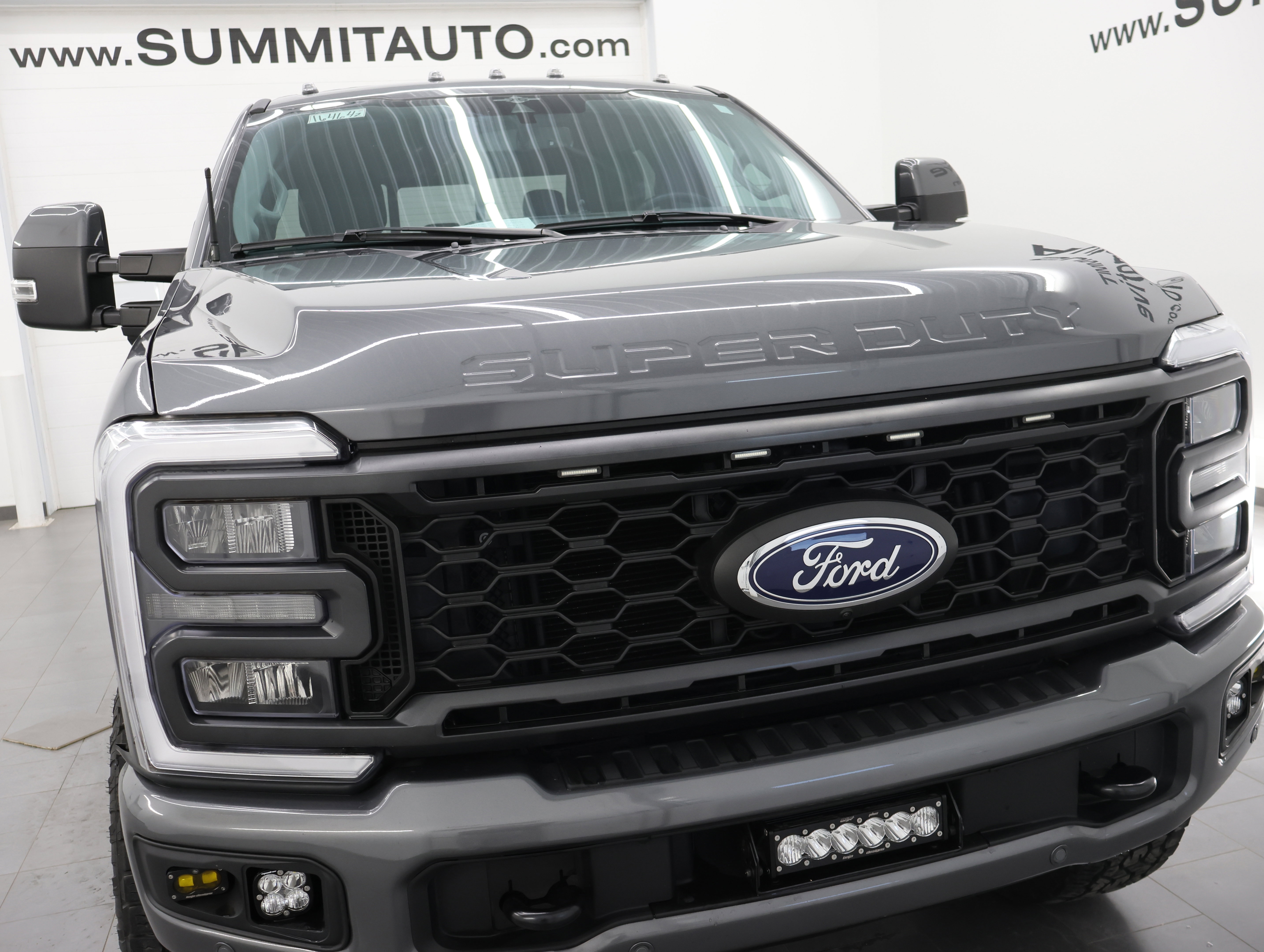 Used 2023 Ford F250 Lariat w/ Lariat Ultimate Package AWD/4WD image 25