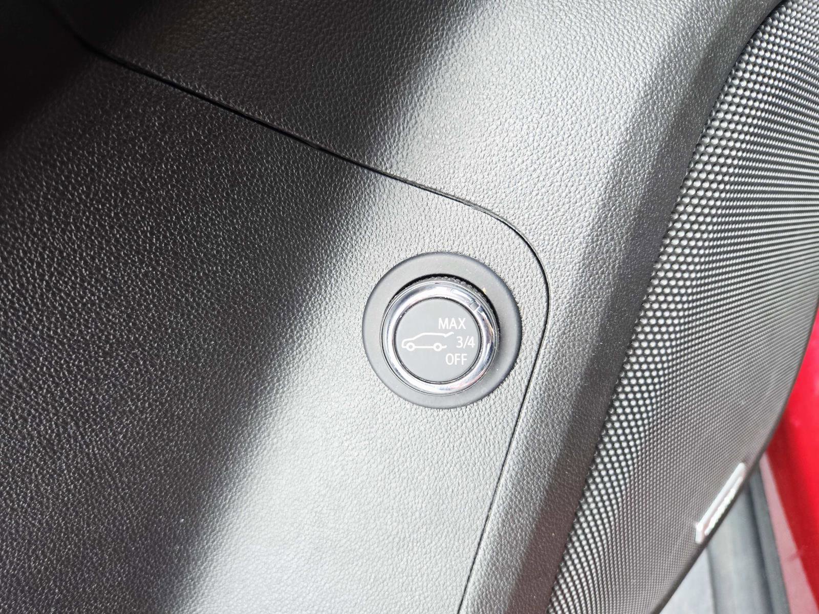 Used 2023 GMC Acadia AT4 w/ Technology Package AWD/4WD image 44