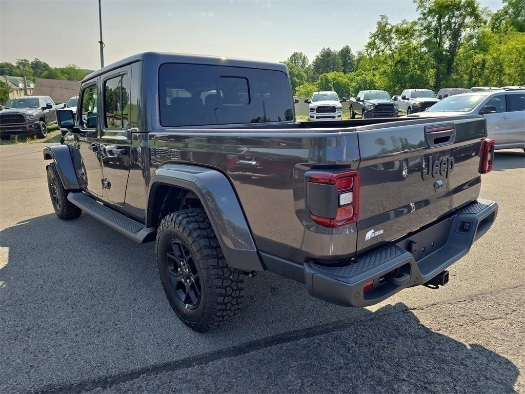 New 2025 Jeep Gladiator Sport image 6