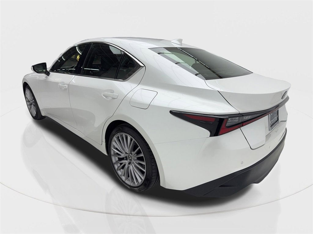 Used 2023 Lexus IS 300 AWD w/ Premium Package image 10