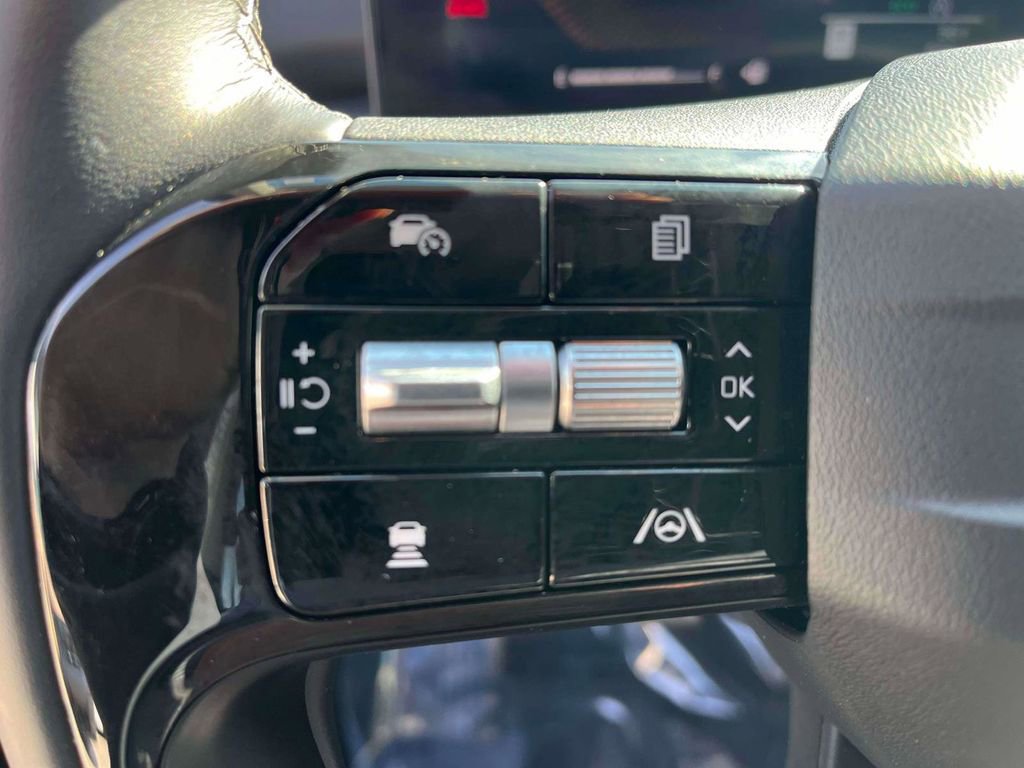 Used 2026 Kia Sorento S w/ S Panoramic Sunroof Package FWD image 18