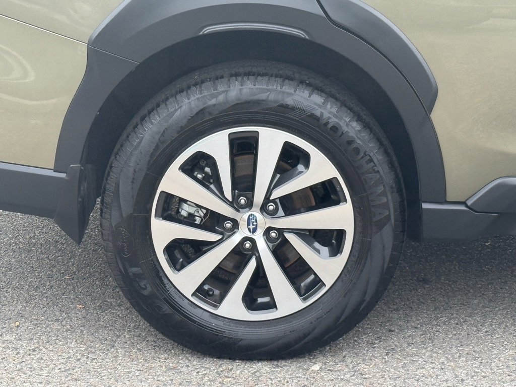 Certified 2025 Subaru Outback Premium image 7