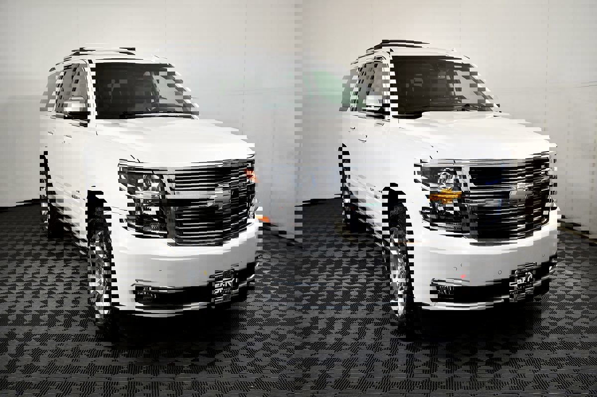 Used 2016 Chevrolet Suburban LTZ image 5