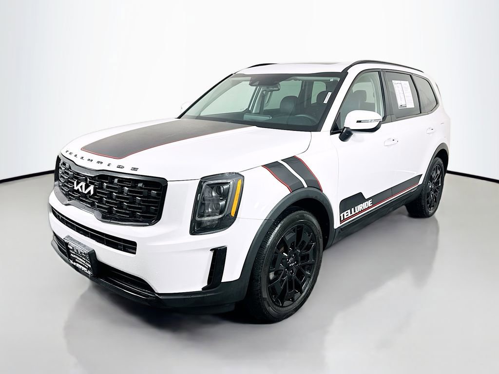 Used 2022 Kia Telluride EX w/ EX Premium Package image 3