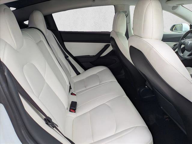 Used 2020 Tesla Model 3 Standard Range Plus image 21