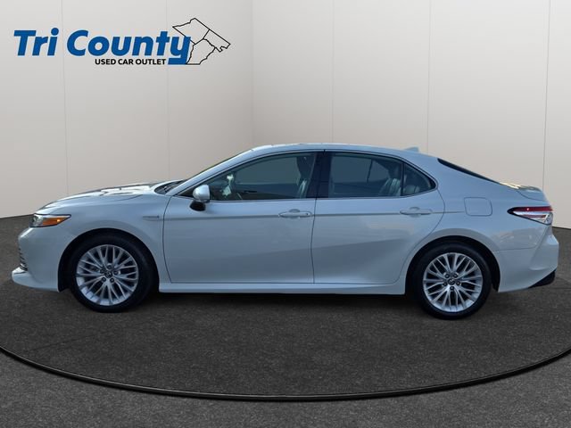 Certified 2020 Toyota Camry XLE w/ Sunroof Package FWD image 5